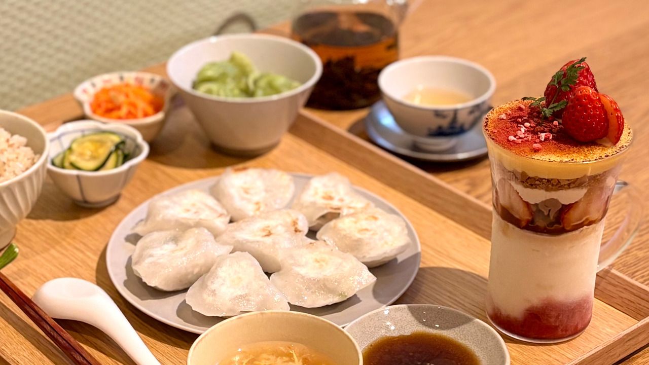 【平日13:30ご予約限定】いちごのブリュレパフェ（小ぶリサイズ）が付いたスペシャルレイトランチ