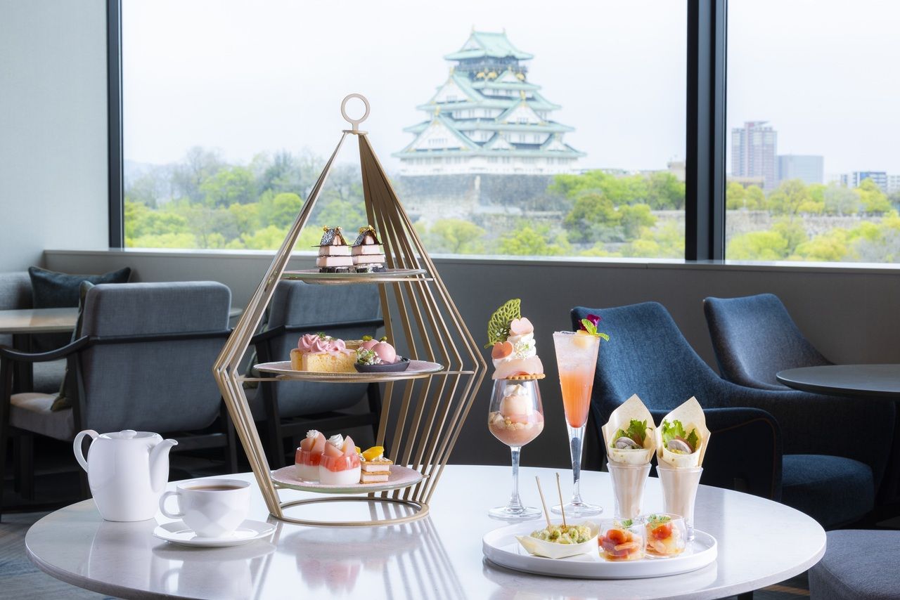 Peach Afternoon Tea + Special Mini Parfait