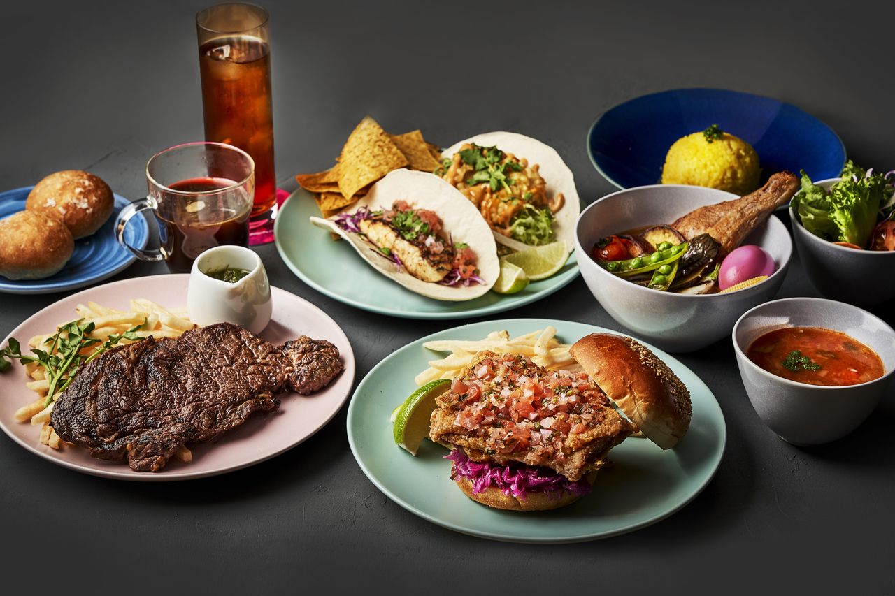 Lunch Salad bar + Main dish (Weekdays)