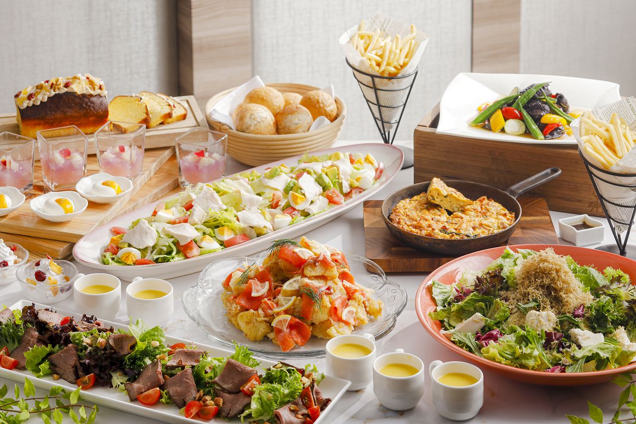 【Lunch】＜期間限定！火水木特別プラン＞デリサラダとスイーツ、紅茶で満たすご褒美ランチ　Pick & Enjoy Lunch
