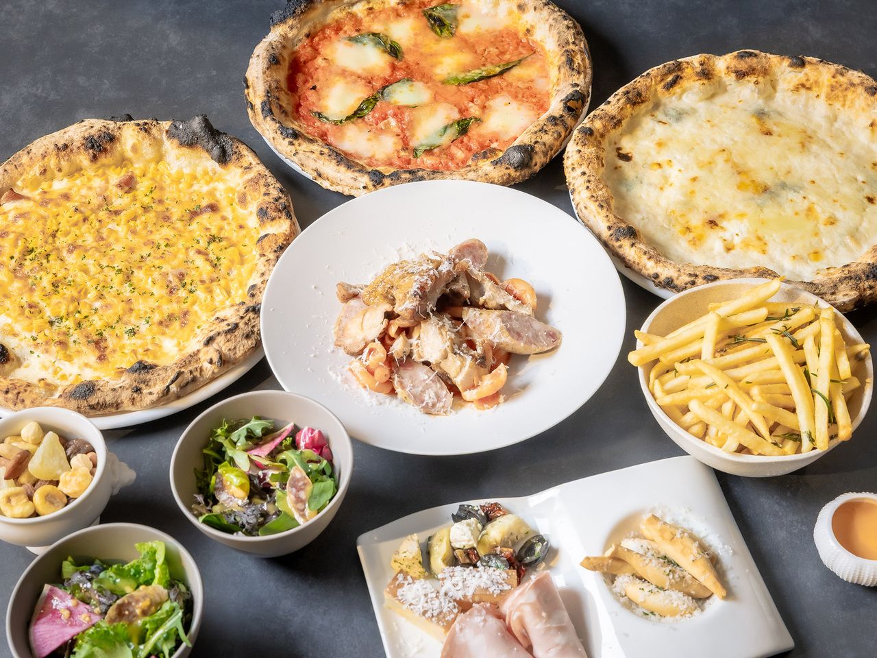 【絶景ルーフトップビアガーデン】ピッツァ食べ放題プラン（クラフトビール含むフリードリンク付き）