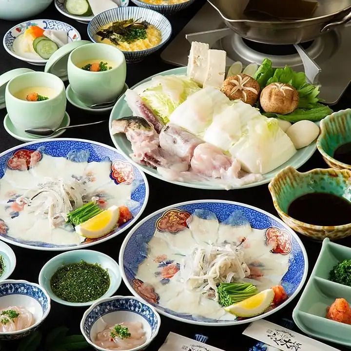 “Meals only” – Ideal for business entertainment, anniversaries, celebrations, or sightseeing in Fukuoka: [Ishimatsu’s Natural Blowfish Course] featuring 6 dishes