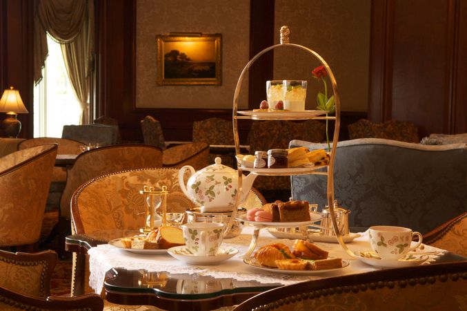 THE LOBBY LOUNGE / The Ritz-Carlton, Osaka