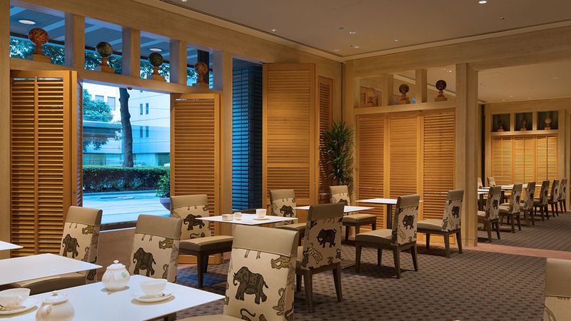 Tea & Cocktail Lounge