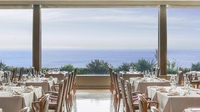 Le Trianon / Kamakura Prince Hotel