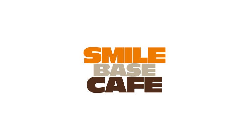 SMILE BASE CAFE 池袋店