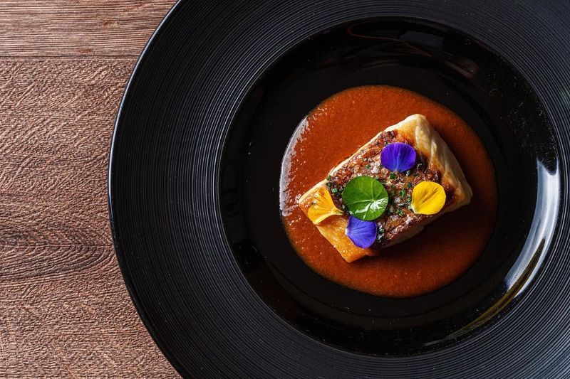 restaurant GRILL TABLE with SKY BAR