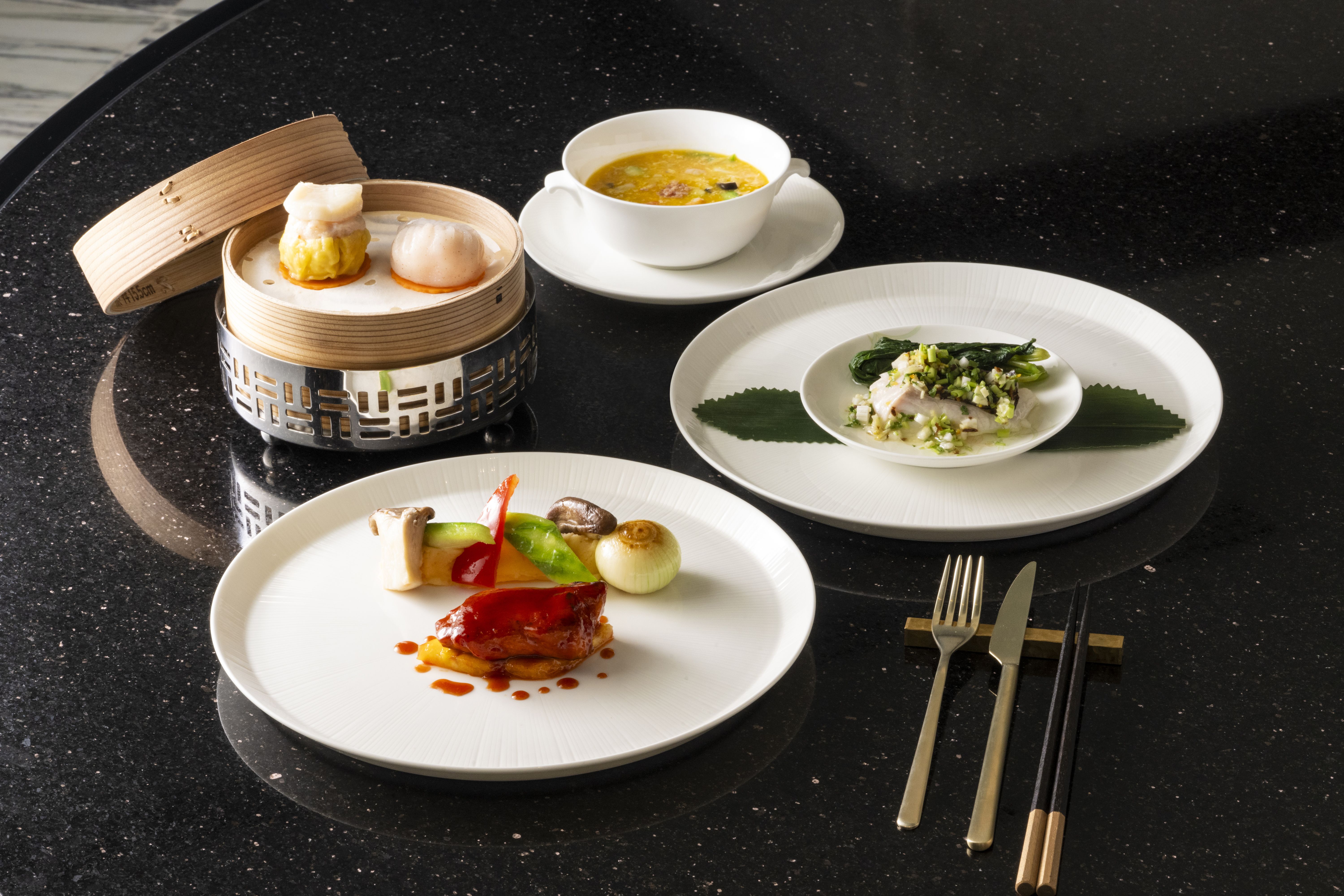 Chinese Restaurant RYUJO NAGOYA CASTLE / ESPACIO NAGOYA CASTLE