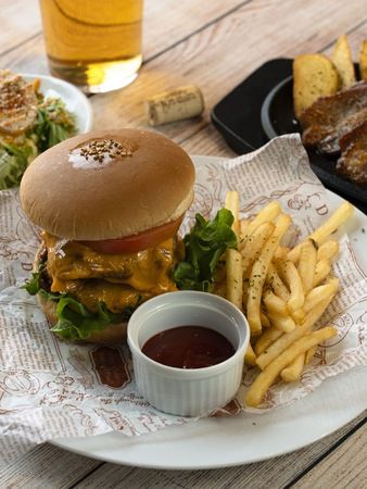 Goldy's Hakuba Cafe & Pub