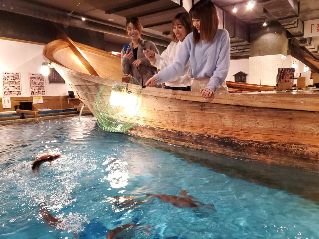 夏季釣魚和狂歡課程