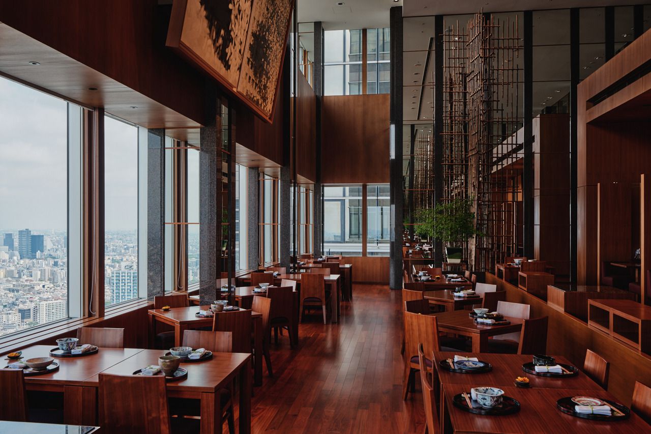【Lunch】Reserve a table