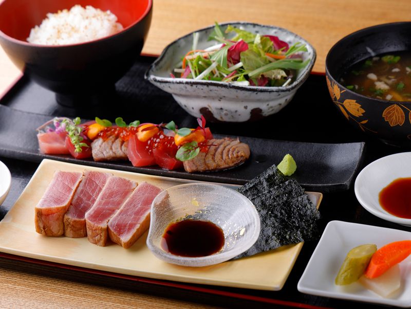 築地料理 鮪ステーキランチ