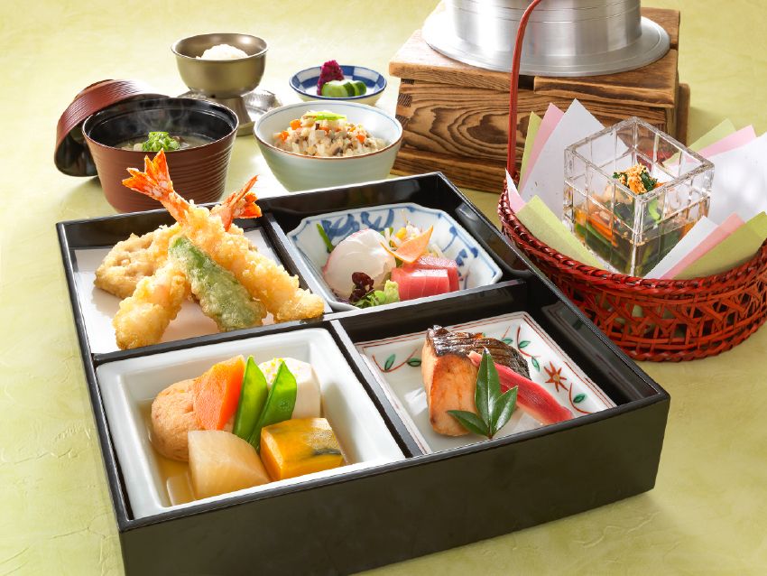 【ディナー限定】 ~彩季~  松花堂