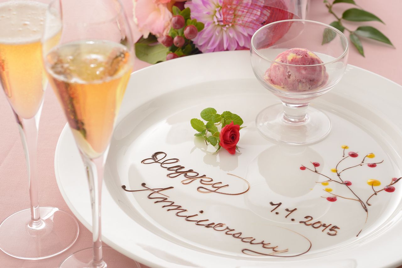 Web reservation only! [Etoile] With a glass of champagne!