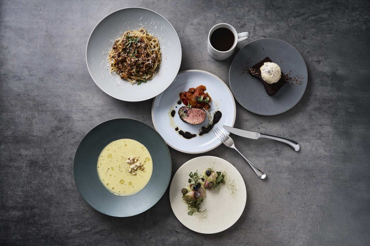 【STANDARD DINNER】전채 2종, 선택할 수 있는 파스타, 메인에 가마쿠라 햄을 즐길 수 있는 전 5접시