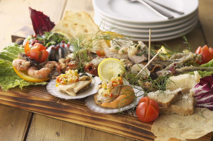 【昼飲みプラン！忘年会、新年会に！2時間飲み放題】生ビール、スパークリングワイン、カクテルも多数ご用意。お料理は当日メニューからお好きなものを！