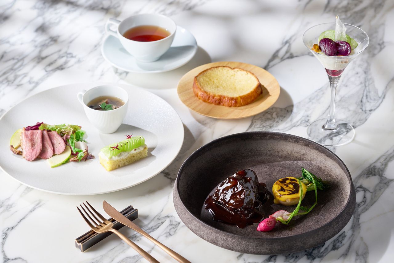 【平日限定】2階 Bランチコース(前菜盛り合わせ・魚or肉料理・デザート)