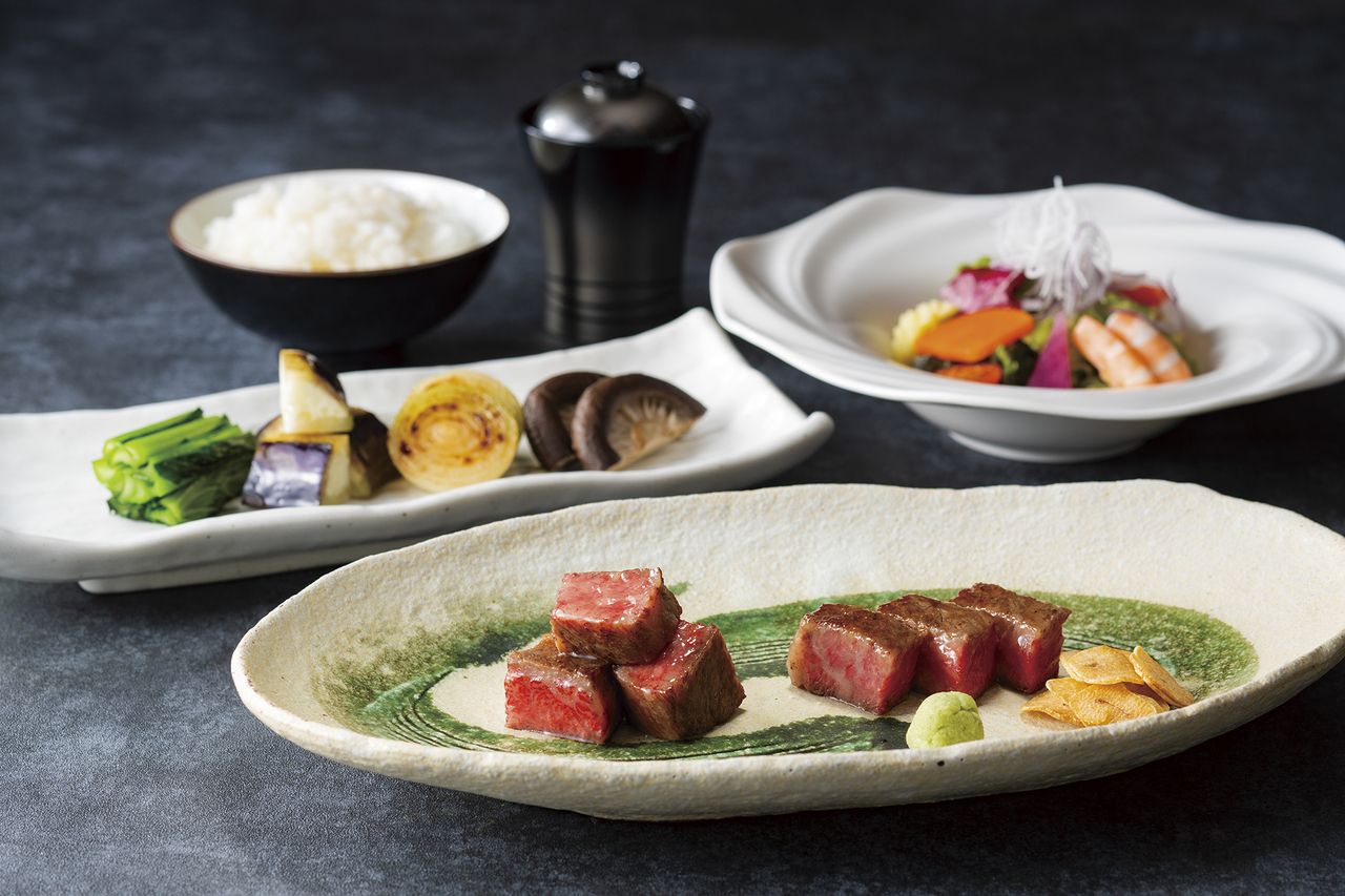 ランチコース「びわ」