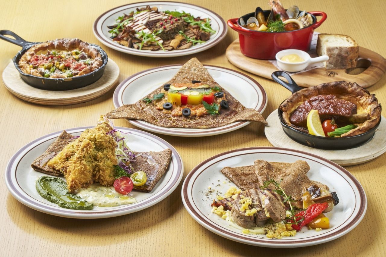 【公式】【Weekday special lunch】自慢のガレット含む7種から選べる季節のメインディッシュ~こだわりの前菜7種・サラダ・スープ・ソフトドリンクはビュッフェスタイルで~