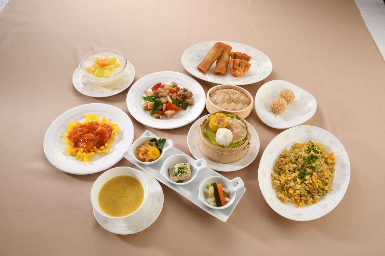 土日祝日限定　ごちそうランチ