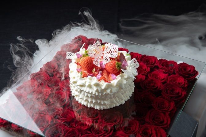 【薔薇・演出アニバーサリーケーキ付】記念日ランチコース