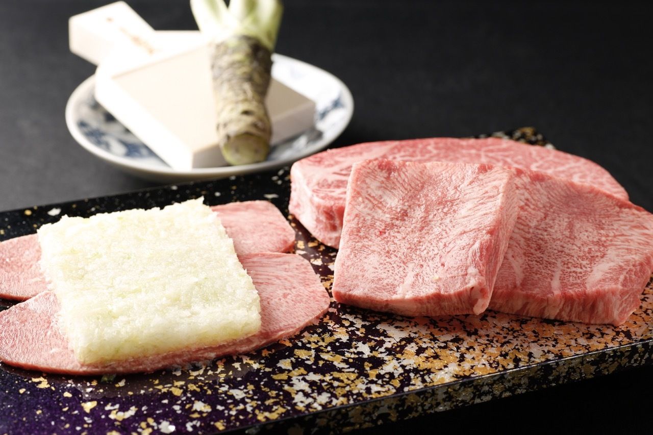 ["Wagyu Enjoyment" Ultimate Course] 13 dishes including our specialty, Tatami Negi Tongue Salt, Chateaubriand, Chateaubriand Tempura, Special Sirloin, Premium Seafood Clay Pot Rice or Clay Pot Rice with Truffles and Foie Gras