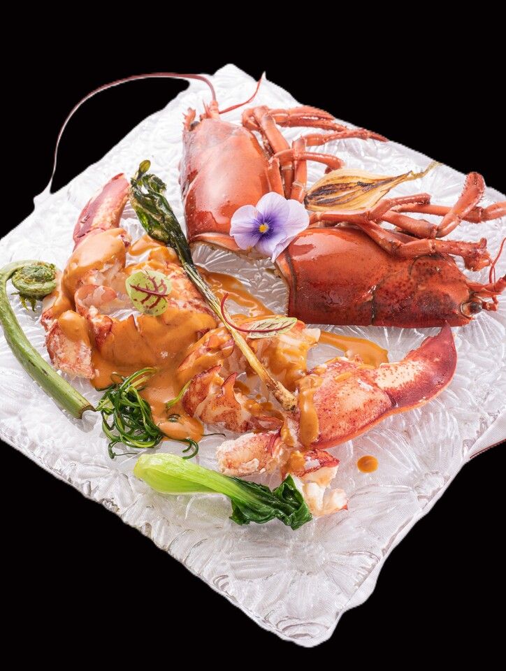 活けオマール海老のコース