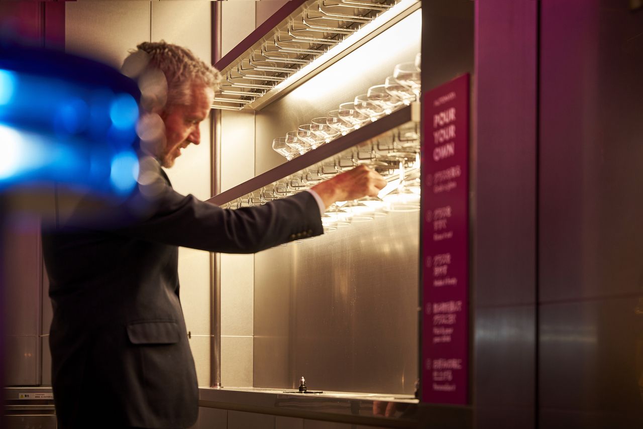 A selection of over 20 types of beer available at all times, including 4 types of draft beer