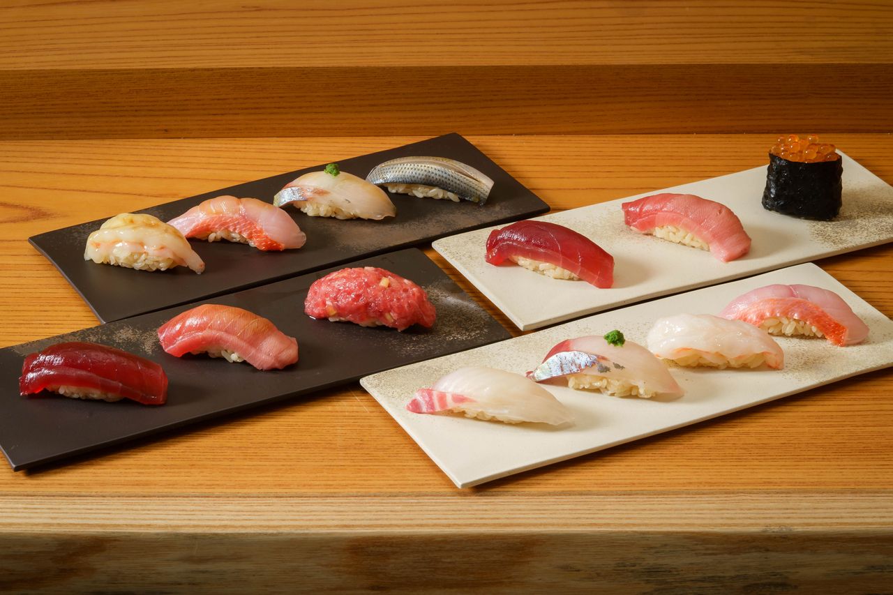 【桌位】“主厨精选套餐”——共15道菜