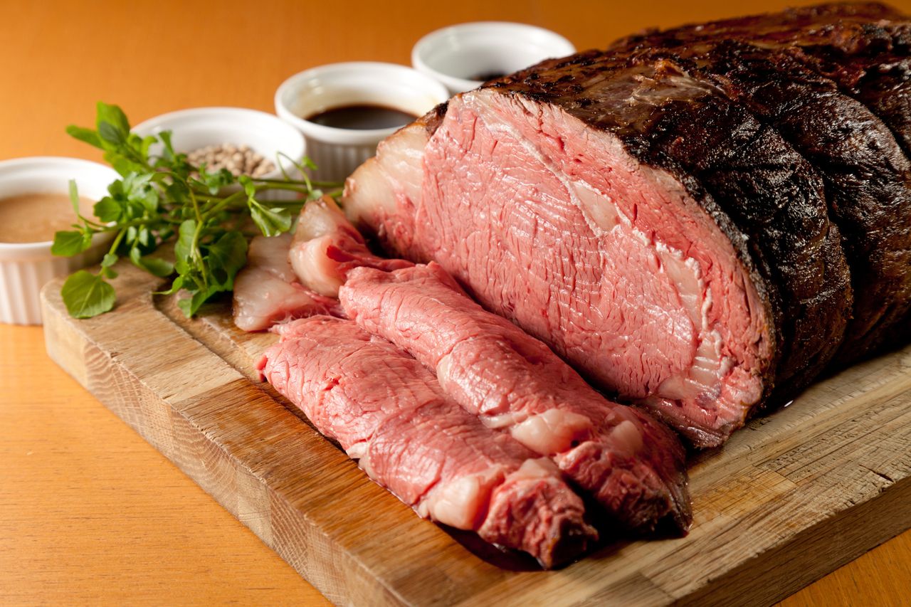 [Weekday Lunch] Roast Beef Plate + Sweets & Delica Island