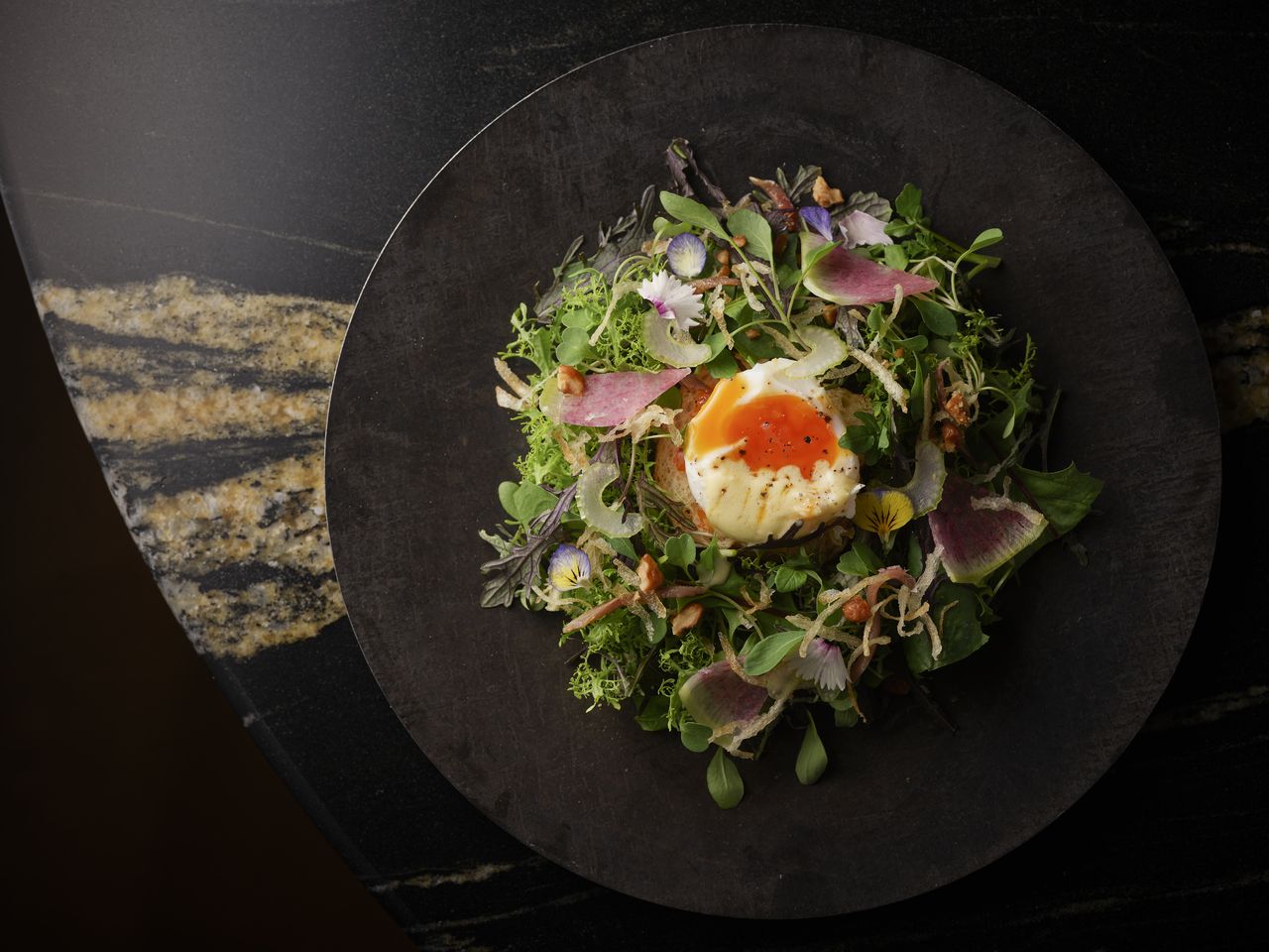 【～12/19】Iron Bay Set Menu（4品コース）＋乾杯グラスシャンパン付