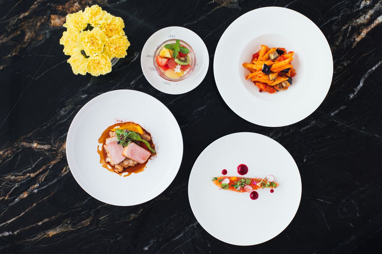 【オンライン限定 土日祝ランチ】4品コース ウィークエンドフィースト スパークリングワイン１杯付