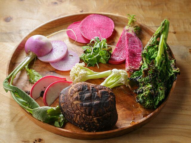 Assorted hors d'oeuvres, pizza and dessert