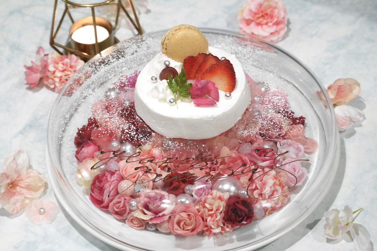  【8月限定_特別誕生色コース】 大切な人へ贈る”31日間限定色の”特別誕生色ケーキ”が付いたコース~夢見昼顔 ~