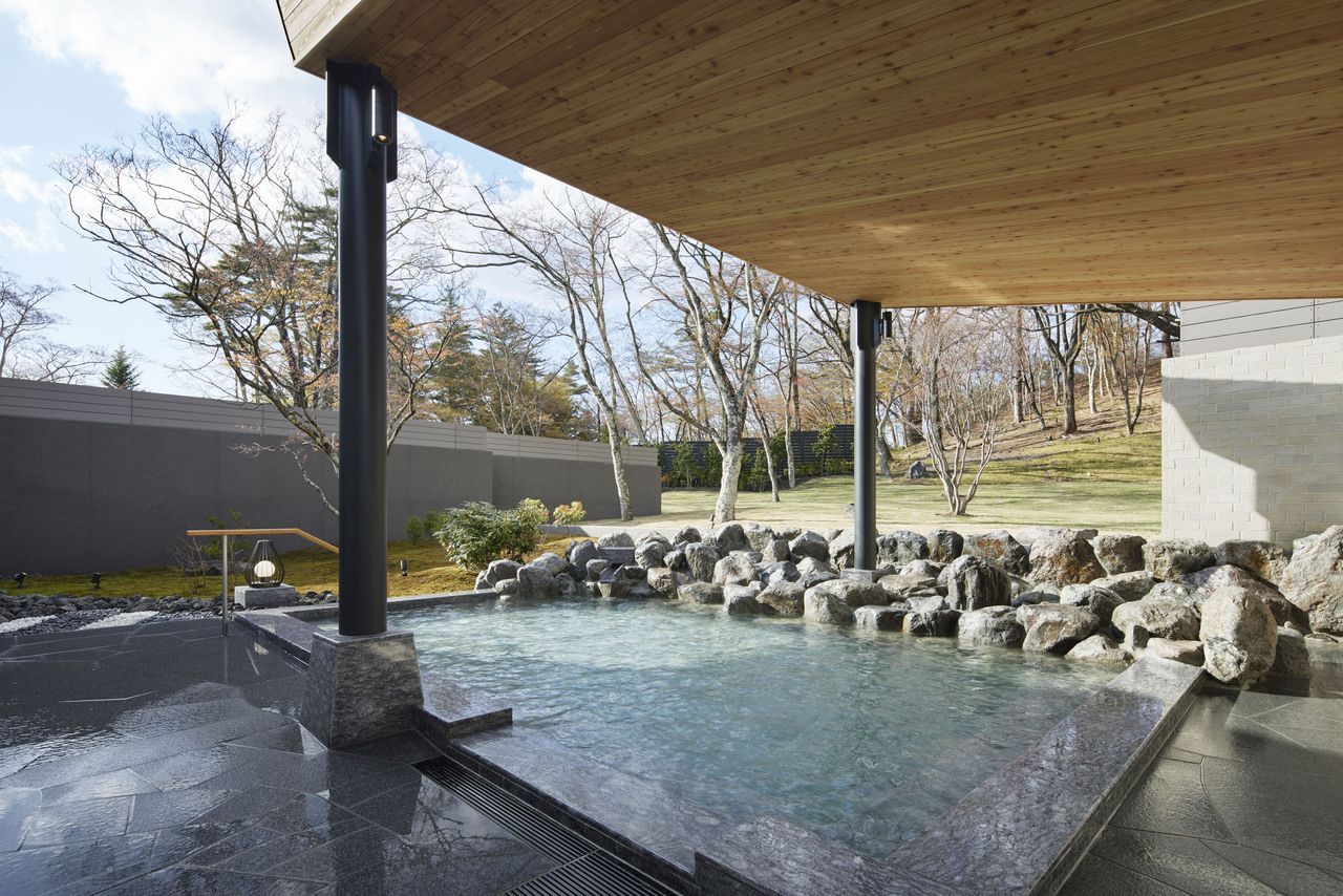 [Breakfast & MOMIJI HOT-SPRING] Karamatsu Japanese Breakfast