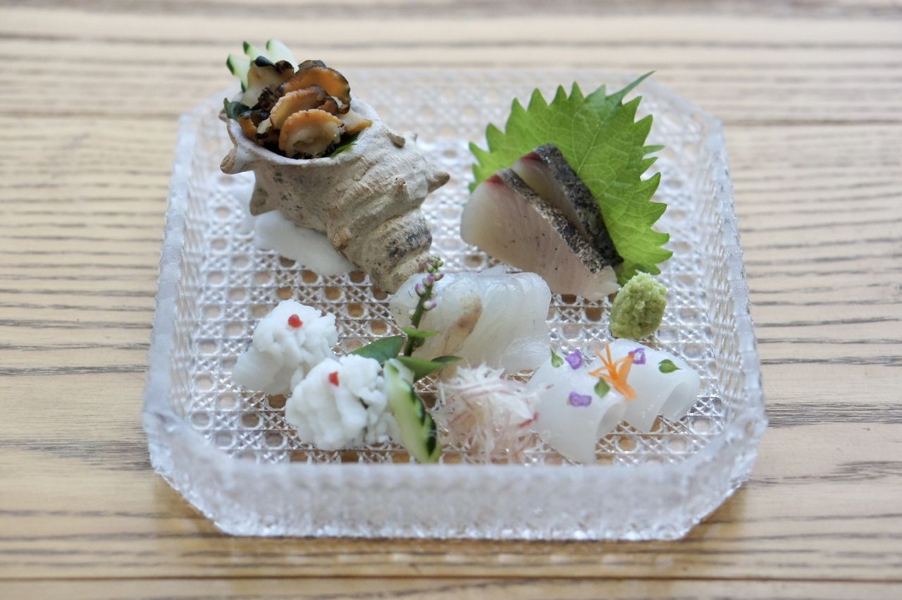 [Reasonably Priced] Local Fish Course