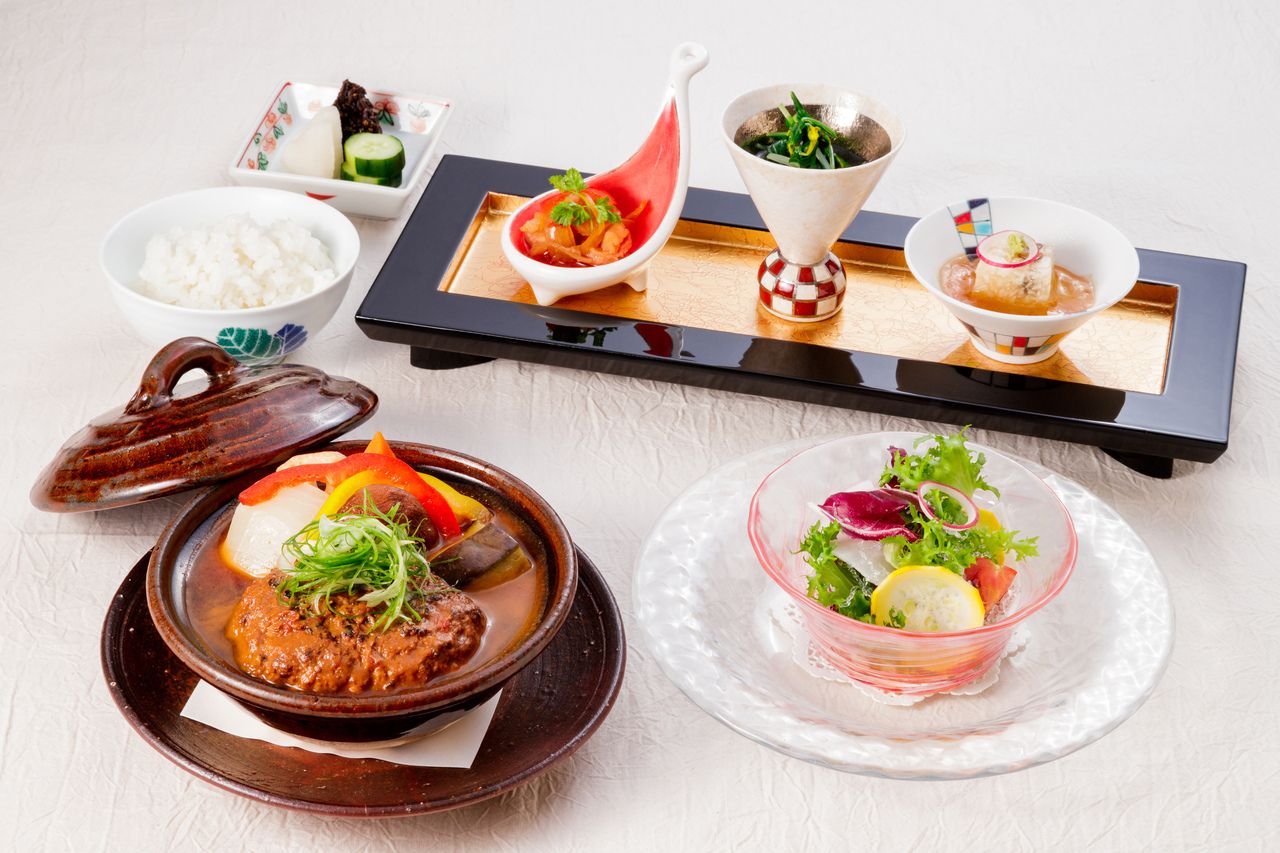 Kobe beef Japanese-style stewed hamburger set