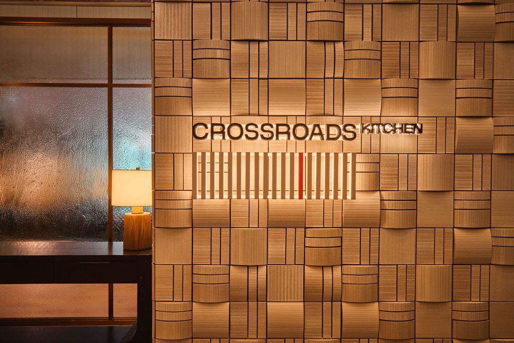World of Hyatt members: 25% off — Crossroads Kitchen weekend & public-holiday lunch (limited time: Sep 15–Dec 15, 2025)