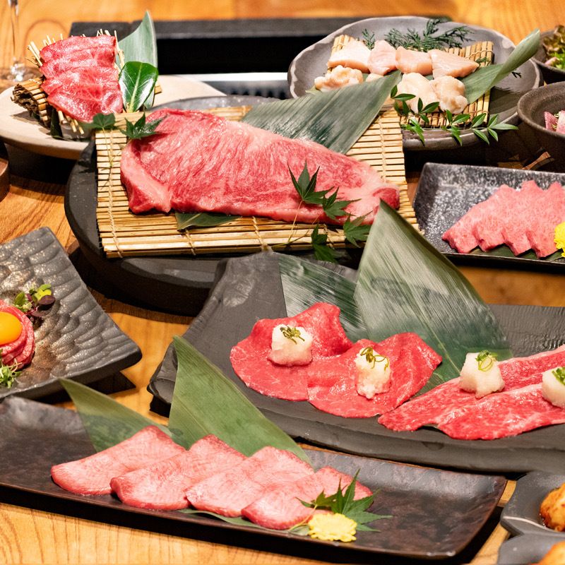 宴会は<おすすめの7500円コース>で！！但馬屋の熟成肉を心ゆくまで堪能。