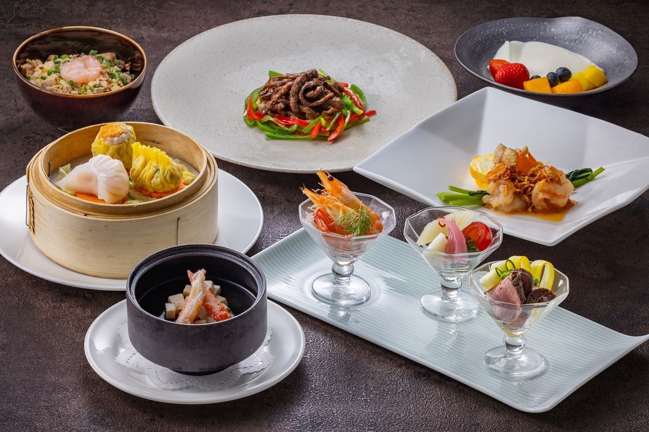 A lunch course to enjoy with all five senses