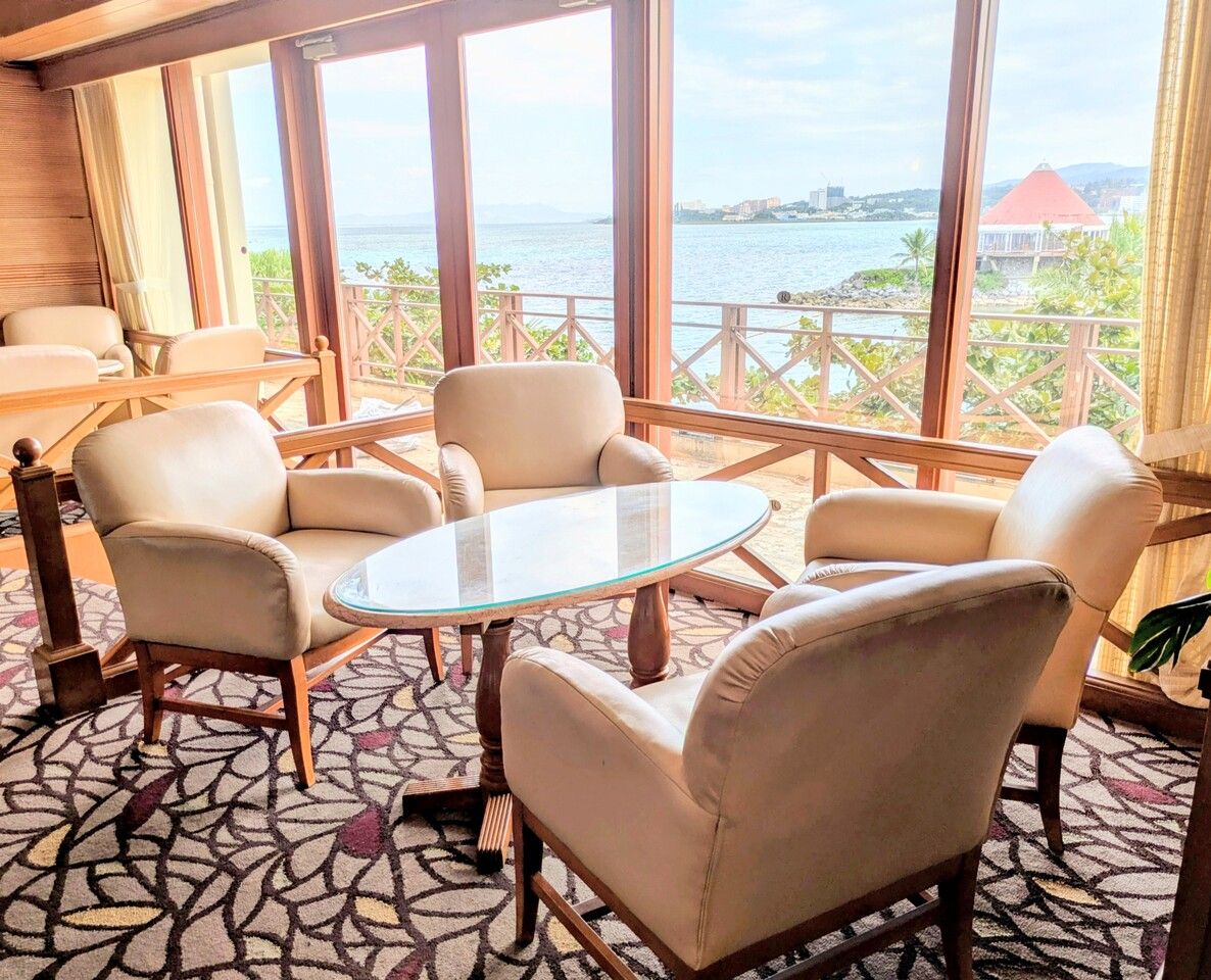 フレンチブッフェ(バー側のお席案内）