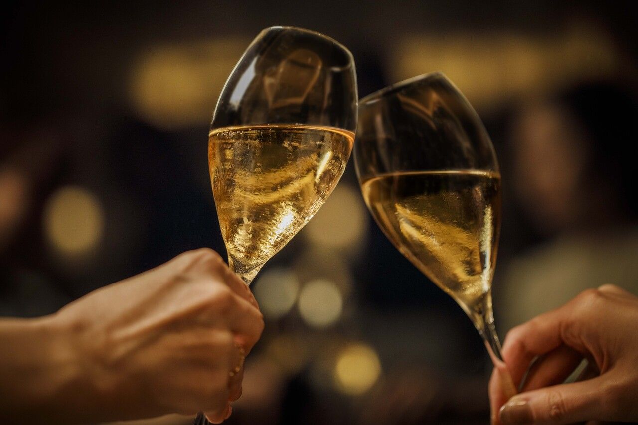 Strawberry Shortcake + Choice of Toast Drink + Coffee or Tea