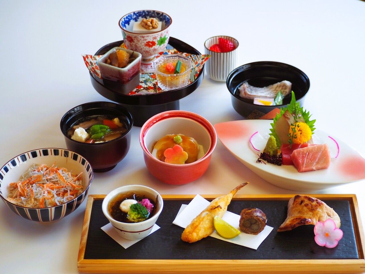 期間限定【みなもと冬の季節のランチ会席】+選べる1ドリンク（12月12日～2月28日迄）