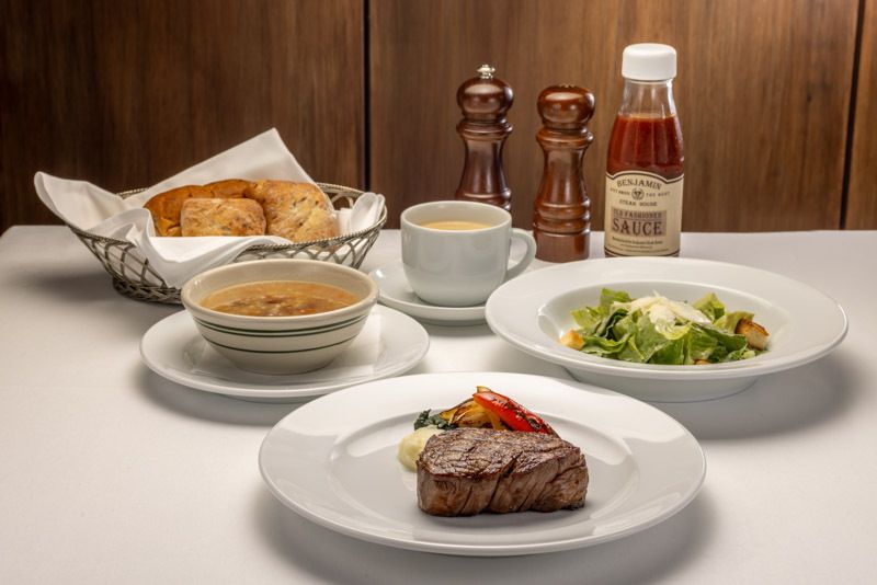 [Prix Fixe Course] The most popular lunchtime course! Choose from 5 main dishes, 3 salads, and 3 soups for a total of 5 dishes