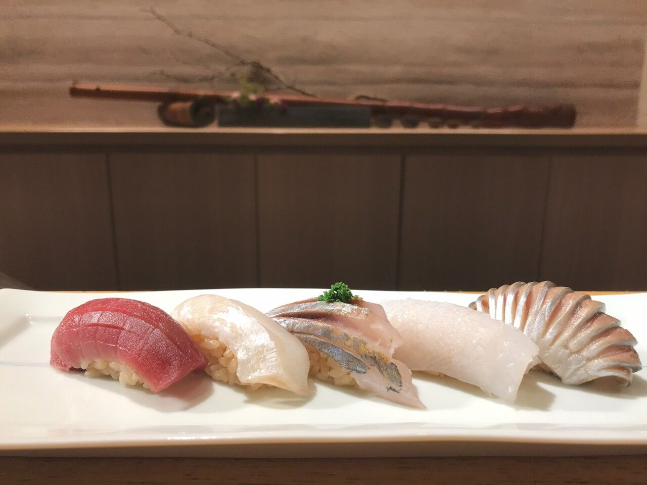 寿司与小食，共10道：小小犒赏套餐