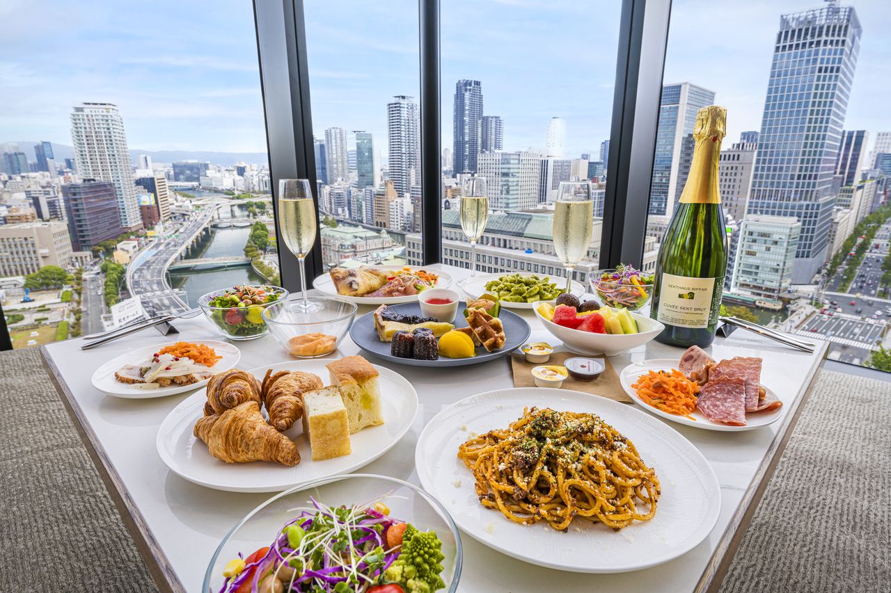 (20% OFF) SPRING BUFFET & Premium Drink Free Flow (All-you-can-drink including sparkling wine)