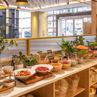 【ランチタイム団体様向けハーフコースプラン】乾杯スパークリング付！Wメイン＆前菜食べ放題プラン