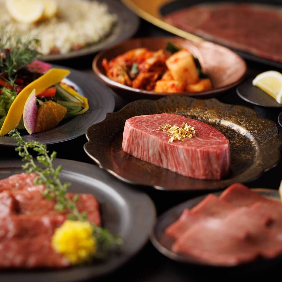 [Private room guaranteed] "Ushihime Luxury Course" 16 dishes / 16,500 yen ♦︎ The ultimate plan to enjoy the finest Chateaubriand, Zabuton, and Ichibone (aitchbone) 