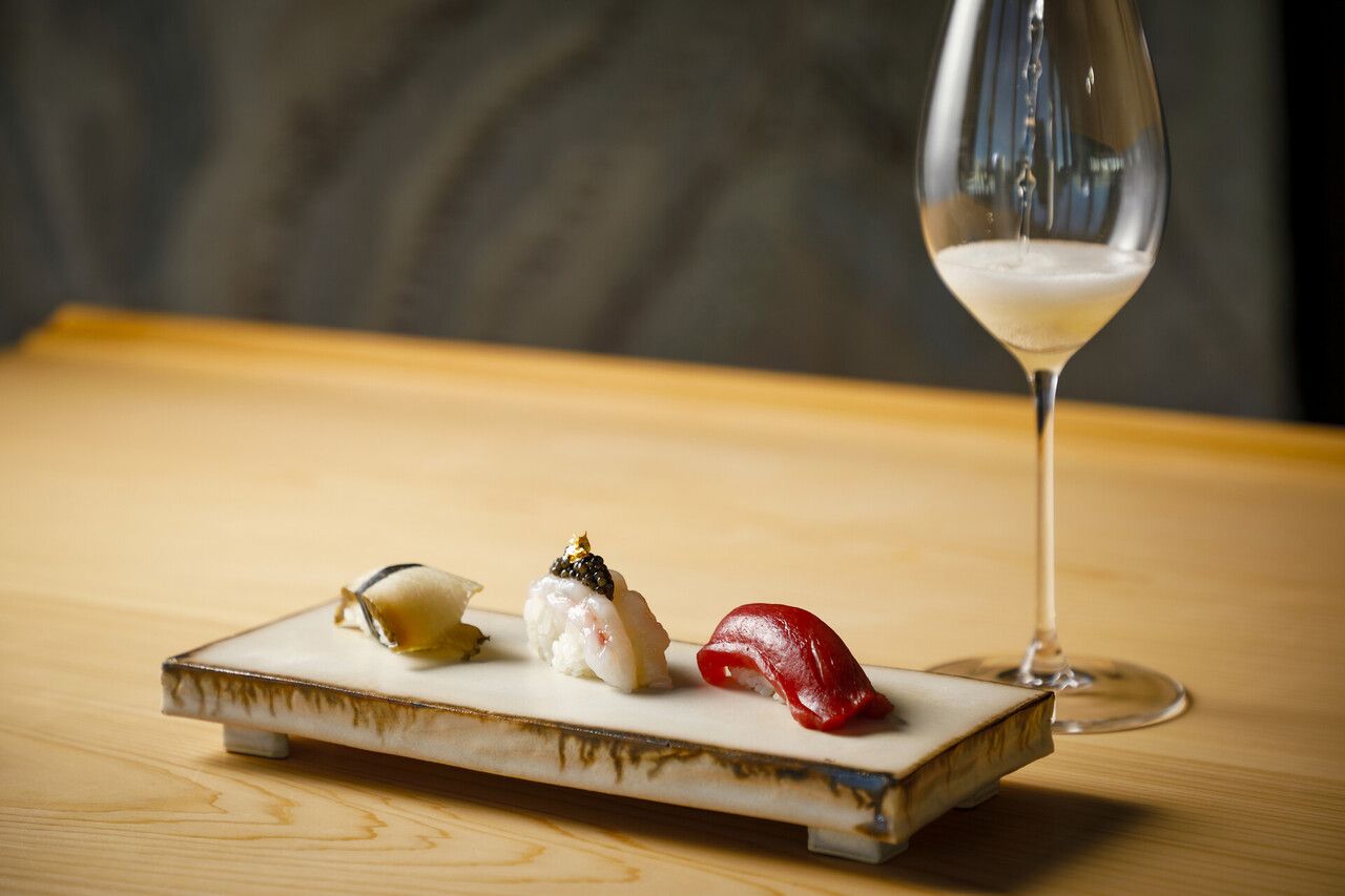 （午餐）寿司拼盘套餐，含无限畅饮香槟（90分钟）