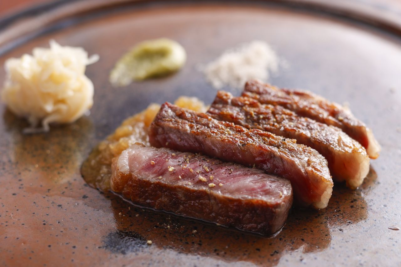 Kobe Beef Sirloin Steak Course (Web-only price)
